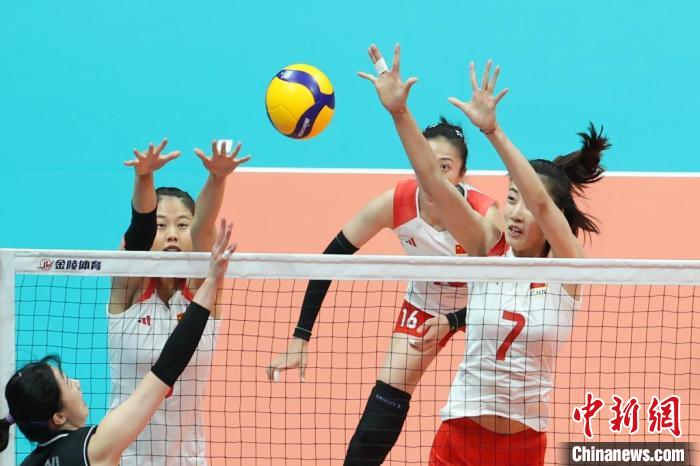 中国女排三连胜挺进前八 韩国队难挡中国攻势