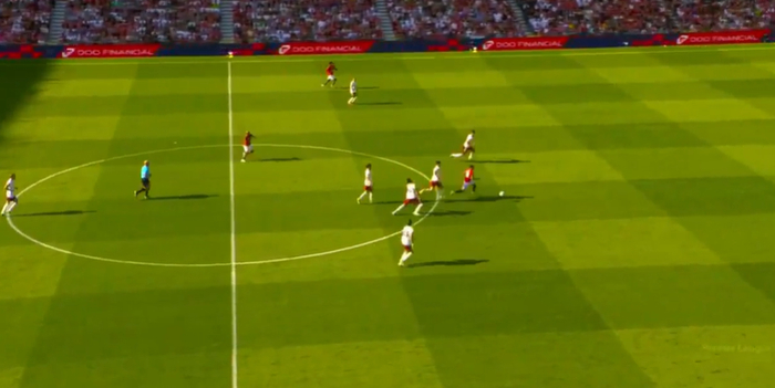 切尔西祭出薪资王牌誓留恩佐 阻断曼城皇马挖角