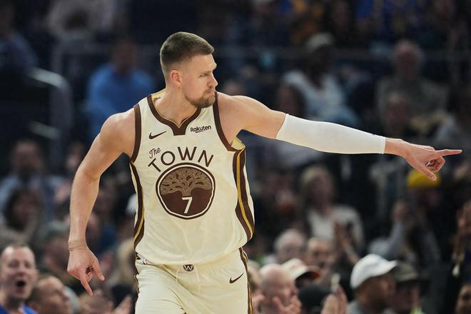 勇士三连胜波神28+8领衔核心阵容强势反弹