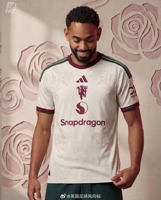 曼联2026-27赛季新版球衣设计细节曝光 球迷热议红