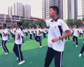 课间操变身广场舞：传统与潮流的碰撞