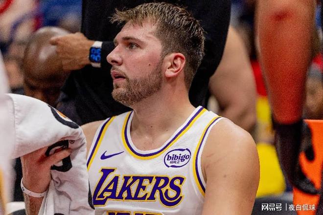 湖人爆冷掀翻火箭！肯纳德41分+詹姆斯全面爆发